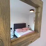 Jacuzzi Haus By Interhome Nyaraló Posedarje