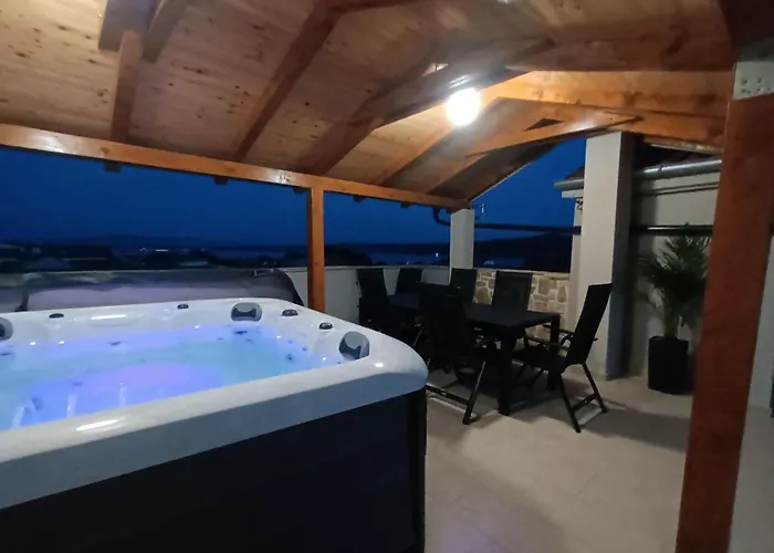 Prázdninový dům Jacuzzi Haus By Interhome