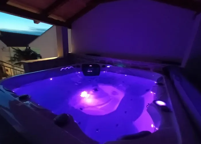 Jacuzzi Haus By Interhome Поседарье