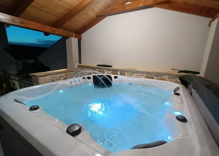 Jacuzzi Haus By Interhome * Поседарье