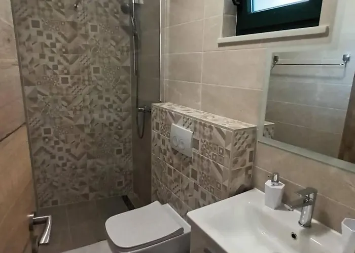 Jacuzzi Haus By Interhome * Поседарье