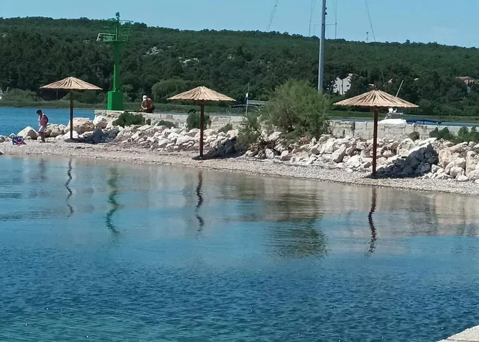 Jacuzzi Haus By Interhome Posedarje