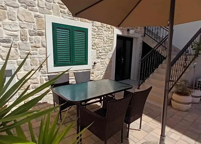 Дом отдыха Jacuzzi Haus By Interhome