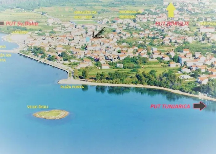 Jacuzzi Haus By Interhome * Posedarje