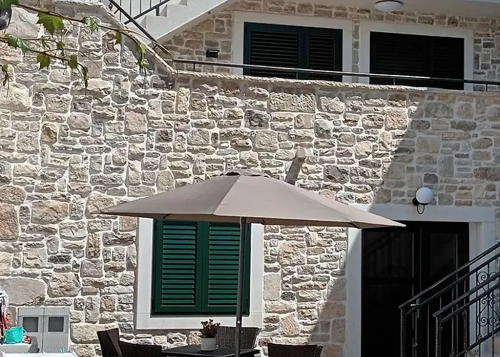 Jacuzzi Haus By Interhome Hébergement de vacances *