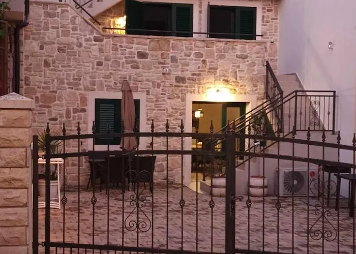 Jacuzzi Haus By Interhome Hébergement de vacances